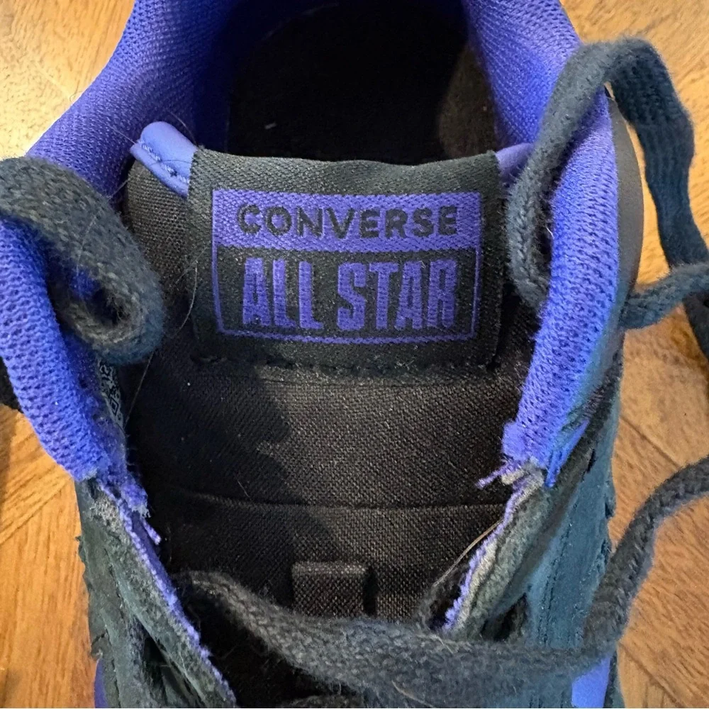 Converse Men's Black and Purple Sneakers